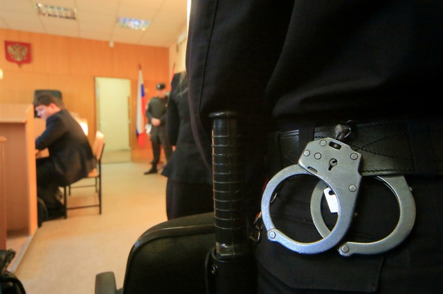 В Екатеринбурге майора полиции обвиняют в педофилии