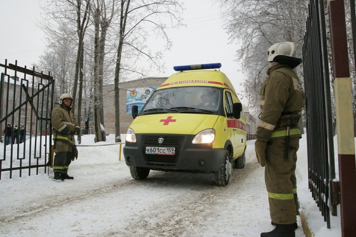 В результате нападения на школу в Перми пострадали девять человек