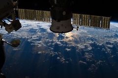 Россияне провели рекордное время в космосе