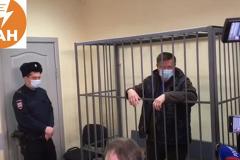 Гособвинение запросило наказание для обвиняемого в коррупции «десантника» Евгения Тетерина
