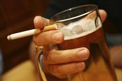 В ЕГАИС помимо алкоголя могут включить и сигареты