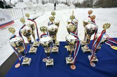 Участники «Лыжни России» поборются за снегоходы и фирменные шапочки