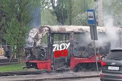 Была давка: пассажир рассказал, как спасался из охваченного огнём трамвая