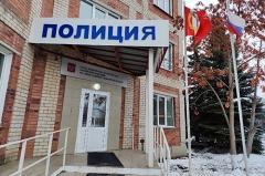 Уральская пенсионерка сбросила 340 тысяч рублей из окна