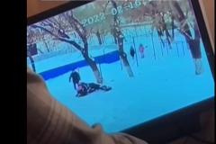 На Урале одноклассники избили школьницу и бросили её на снегу