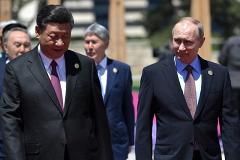 Путин наградил главу Китая высшим орденом России