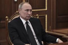 Директор «Левада-центра»: Рейтинг Путина падает, потому что власть отобрала у россиян будущее