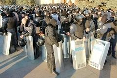 В форме бойцов "Ягуара" в Харькове работают наемники