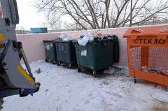 В Екатеринбурге около детского сада появилась огромная свалка с крысами