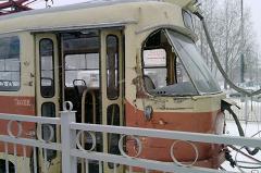 У «Радуга-парка» КамАЗ оборвал трамвайные провода