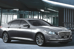 Hyundai анонсировала начало продаж в России нового Genesis