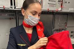 На самолёте «Уральских авиалиний» родилась девочка