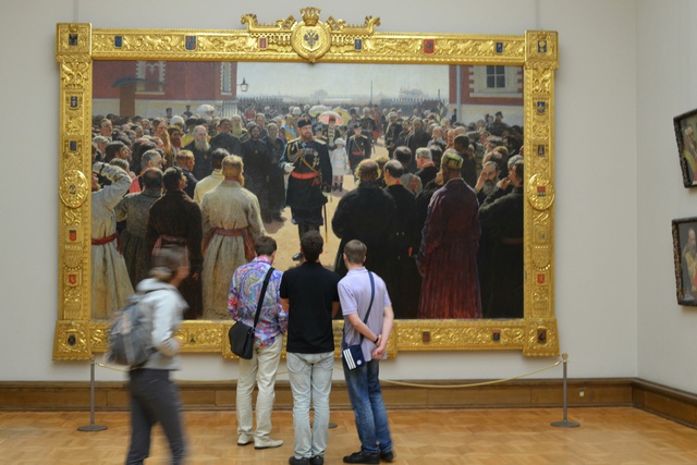 Картины из Третьяковской галереи покажут на стенах в центре Екатеринбурга