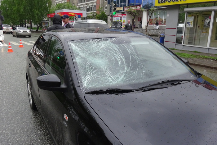 ДТП с участием пешехода случилось на улице Ак. Бардина, 15
