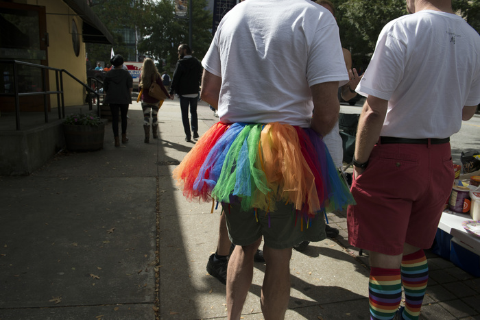 ВЦИОМ: Россияне стали хуже относиться к гомосексуализму и изменам