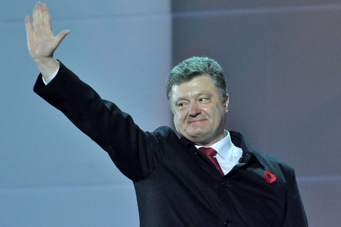 Порошенко предрек вхождение Украины в «круг успешных стран»