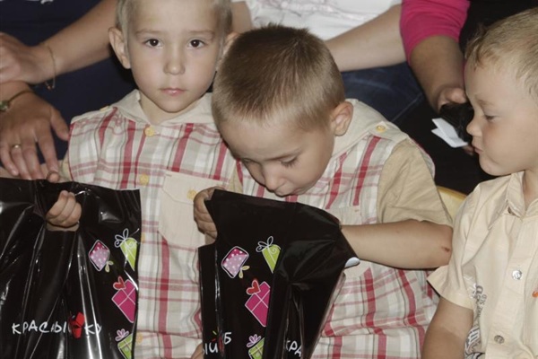 В екатеринбургском детском саду воспитанников грозились сдать в полицию