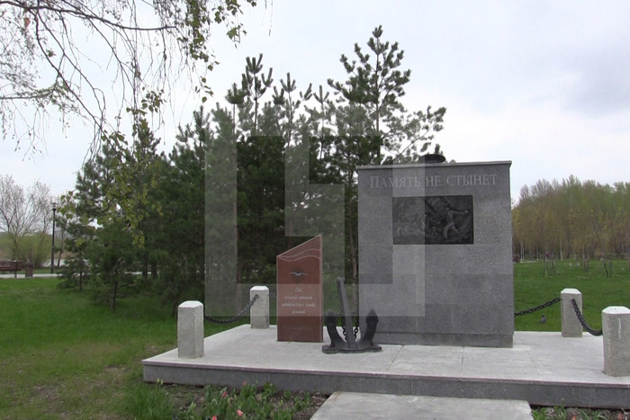 В Казани возле мемориала погибшим морякам ВОВ установили памятник умершей кошке