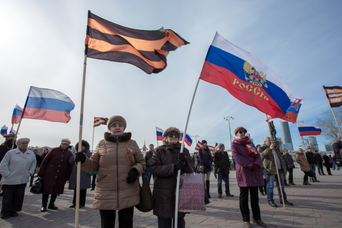 Бюджетников Екатеринбурга отправили на «Крымскую весну» в рабочее время