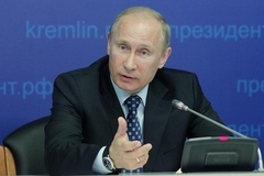 Путин: в России "не хватают" геев