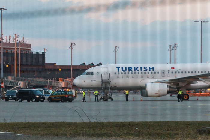 Turkish Airlines оштрафуют за перевозку пассажира без визы в Россию