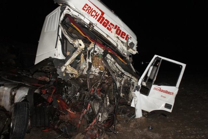 Три грузовика столкнулись на Серовском тракте, тяжелые травмы получила женщина