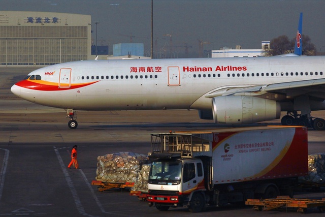 Пассажиров Hainan Airlines будут возить русскоязычные экипажи