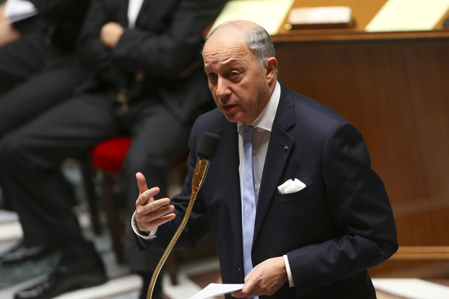 Франция пообещала новые санкции в случае атаки ополченцев на Мариуполь