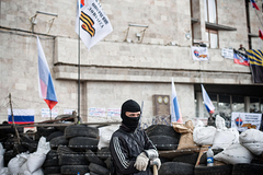 В Донецкой области захватили райотдел милиции