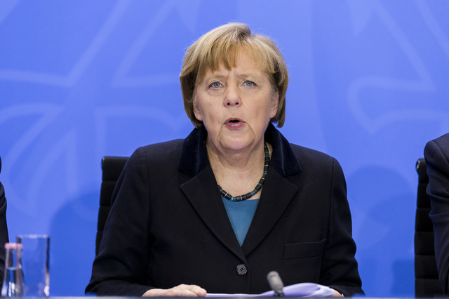 Меркель заявила о сохранении санкций против России