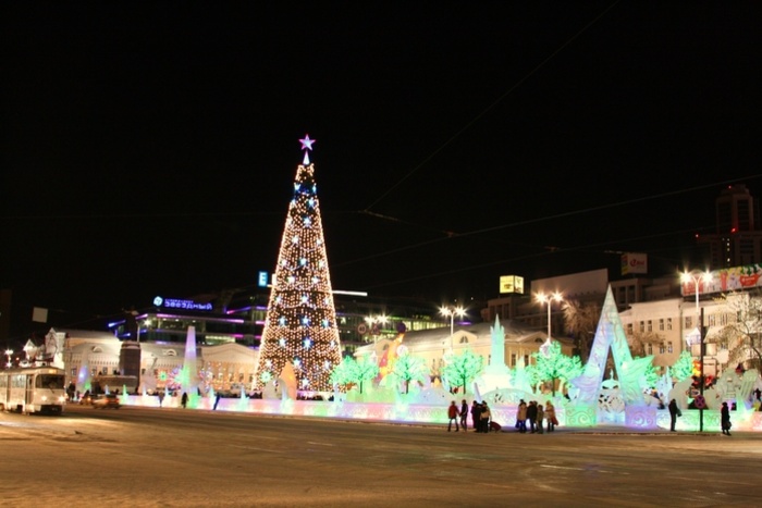 В мэрии Екатеринбурга рассказали о загруженности метро в новогоднюю ночь