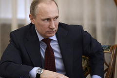 Путин позвонил Обаме впервые после введения санкций