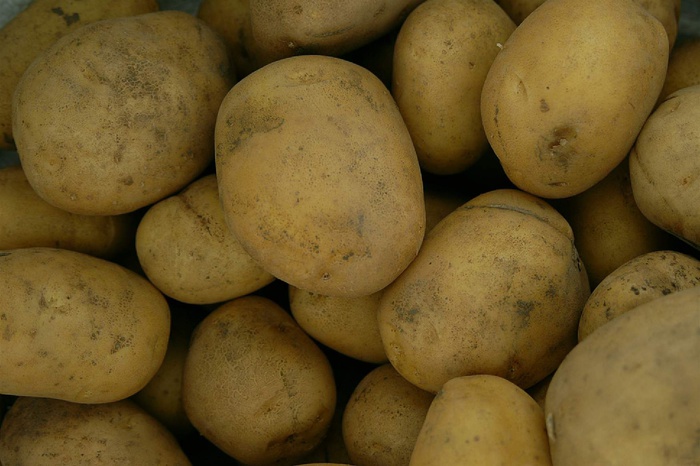 В Татарстане от инфаркта умер пенсионер, которому не разрешили продать картофель