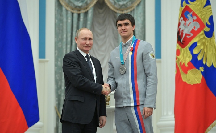 С серебряным призёром Игр по скелетону Никитой Трегубовым