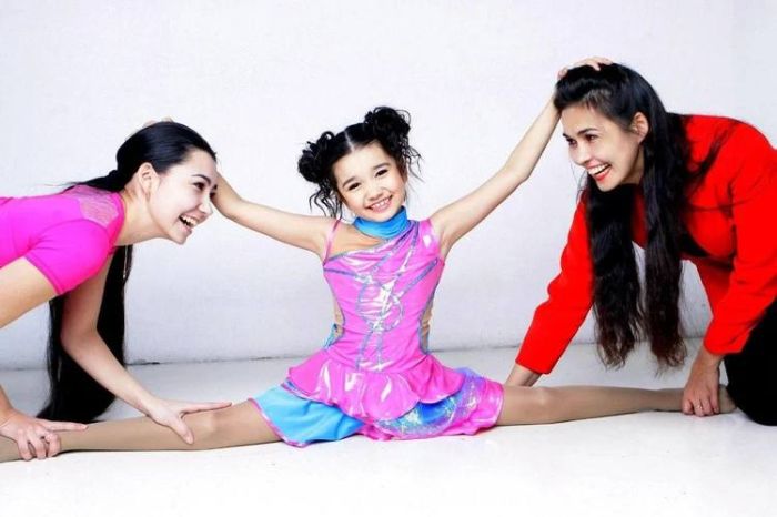 Дина в детстве. Фото: Telegram-канал Дины Сафиной