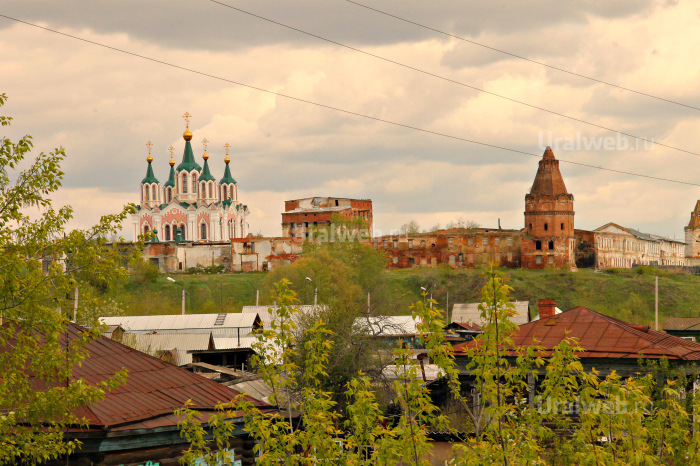 Вид на Далматовский монастырь с  р.Исети