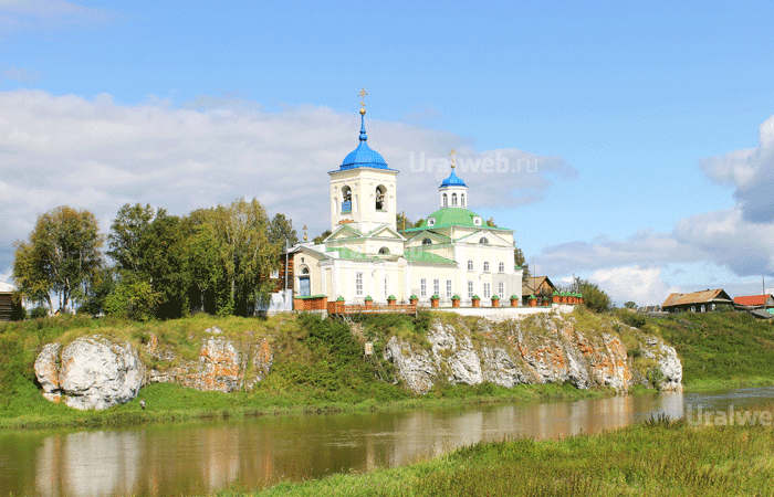 Камень Слободской и Георгиевская церковь