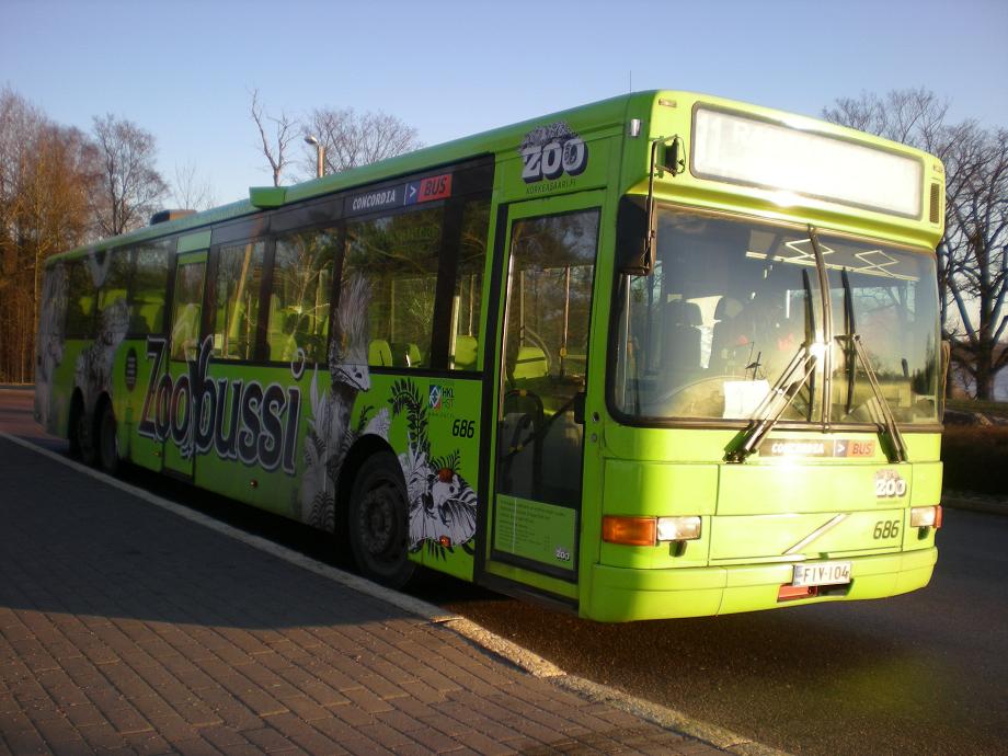 Транспорт какой до зоопарка. Автобус зоопарк. Реклама зоопарка на автобусе. Маршрутка до зоопарка. Автобус который едет в зоопарк.
