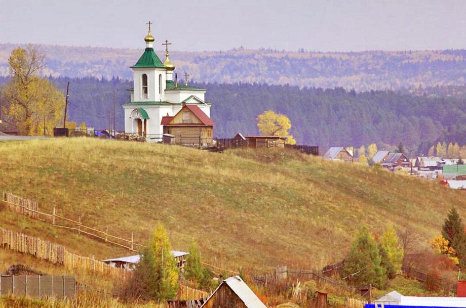 Церковь на реке Чусовая