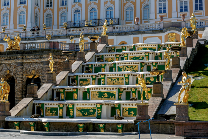 Лабиринт в петергофе в нижнем парке фото