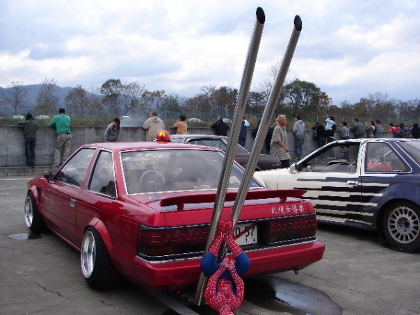 Audi 100 босозоку