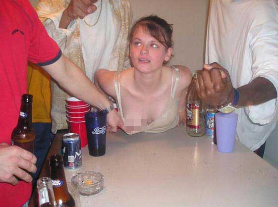 Фотография из альбома «Нападение с целью изнасилования!!!» 