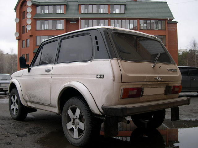 лада 2121 нива 1996