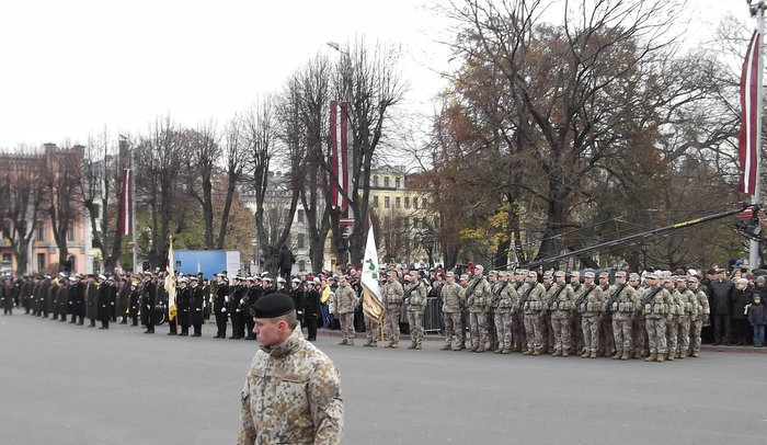 Военный парад латвии