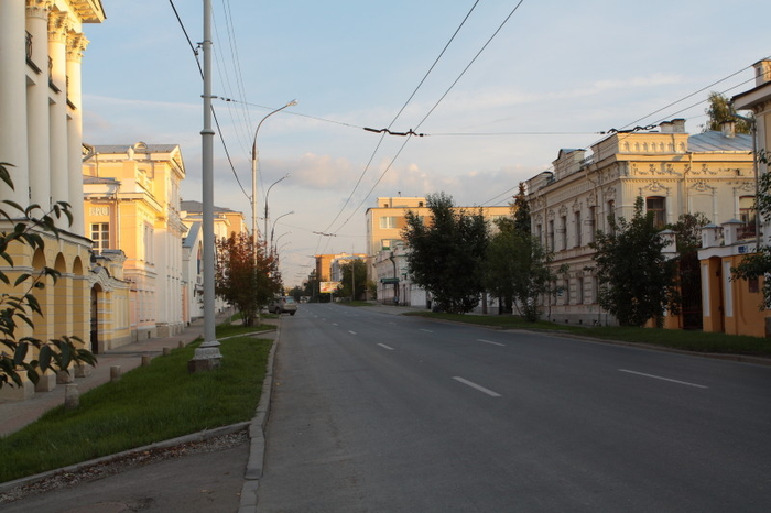 Улица чапаева. Улица Чапаева Екатеринбург. Екатеринбург Архиерейская улица. Улица Чапаева Архиерейская Свердловск. Екатеринбург ул Архиерейская в Екатеринбурге.