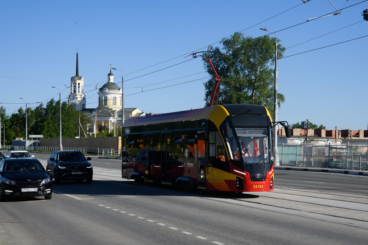 D85_8930.jpg