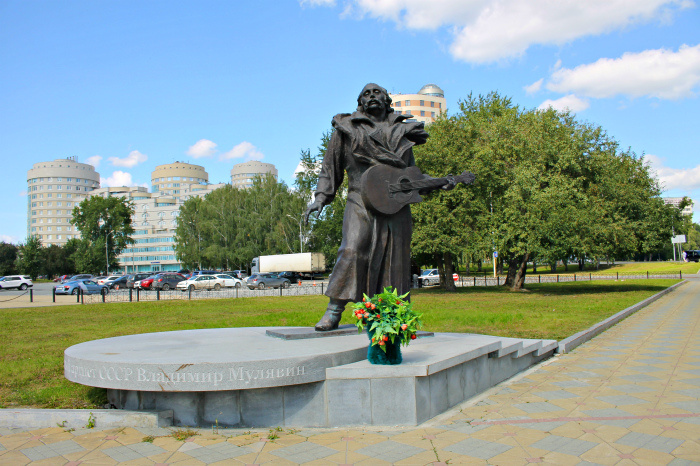 Памятник мулявину в екатеринбурге фото Памятник Мулявину - часы работы, контакты, адрес, как проехать