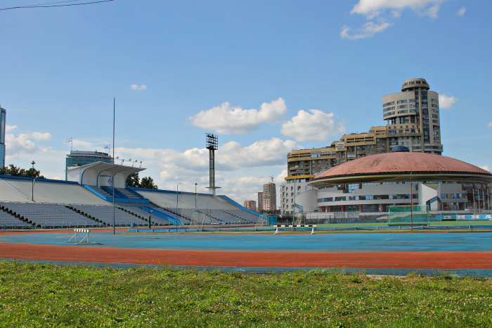 Динамо екатеринбург стадион фото