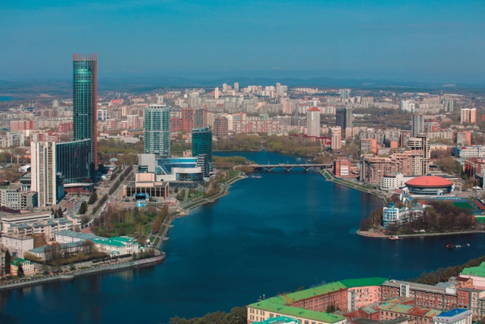 Мэрия Екатеринбурга показала проект создания острова для храма-на-воде