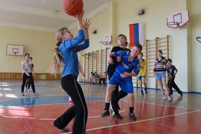 Школьницам в Саудовской Аравии разрешили заниматься физкультурой